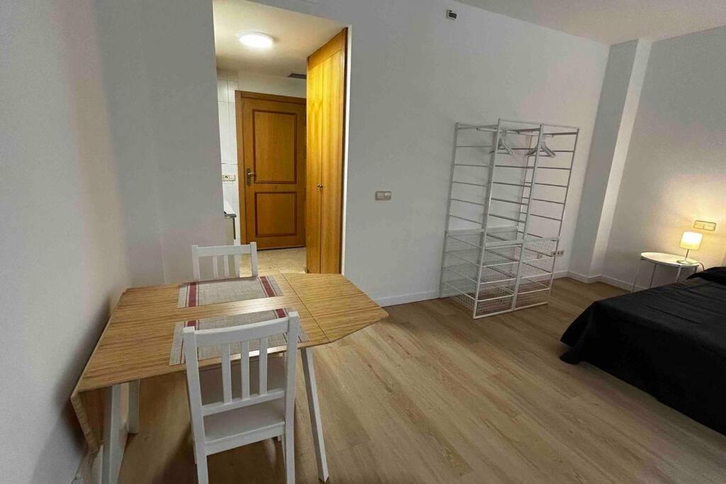 Room Pinar - Apartamento Con Todas Las Comodidades Мадрид Екстериор снимка